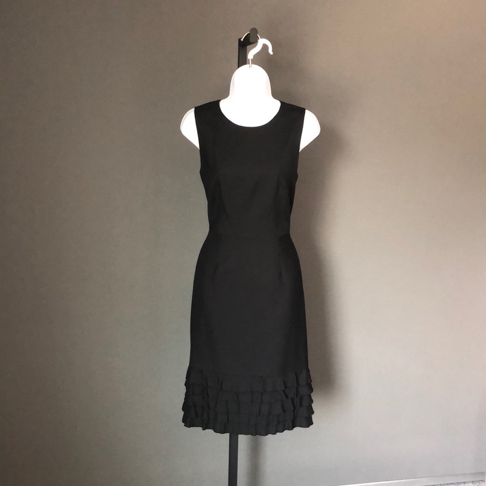 J Crew Ruffle Hem Dress in Super 120’s